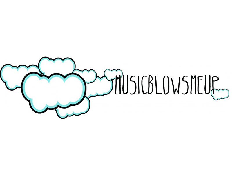 MUSICBLOWSMEUP.COM 